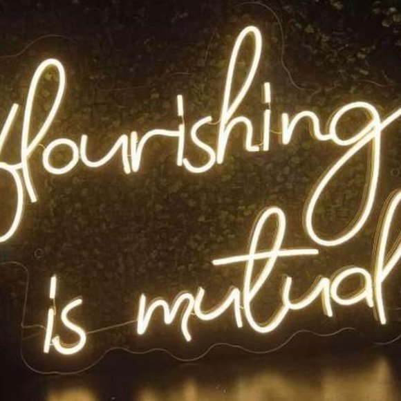 Neon Sign warm white with quote 